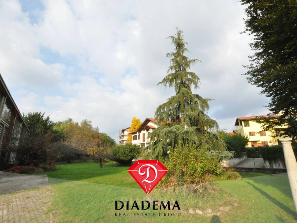 terreno agricolo in vendita a Jerago con Orago