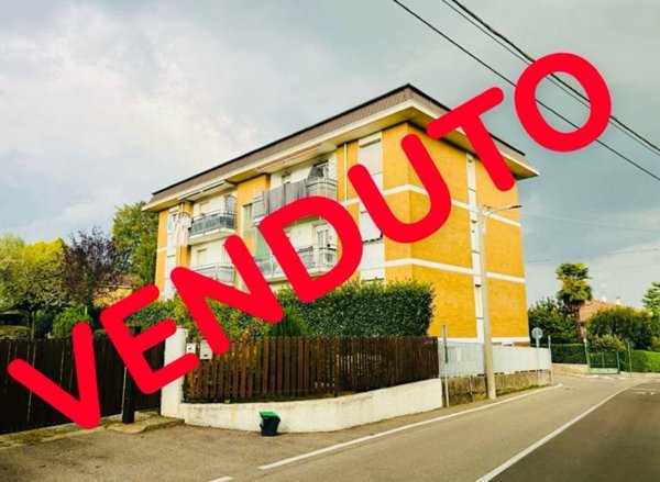 appartamento in vendita a Jerago con Orago