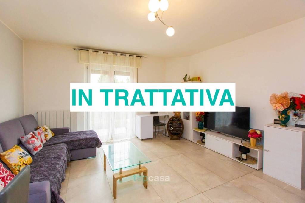 appartamento in vendita a Jerago con Orago