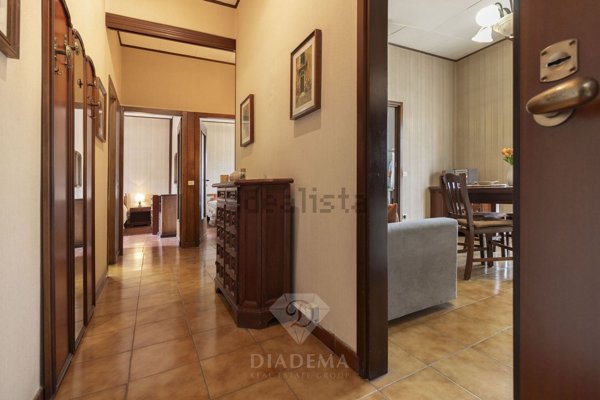 appartamento in vendita a Jerago con Orago