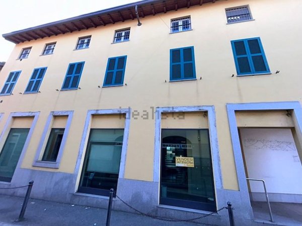 ufficio in vendita a Jerago con Orago