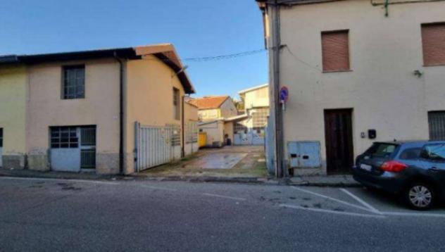 locale commerciale in vendita a Jerago con Orago