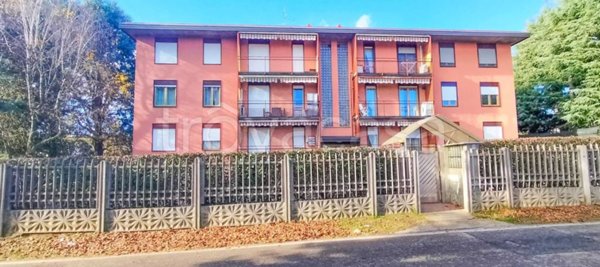 appartamento in vendita a Jerago con Orago