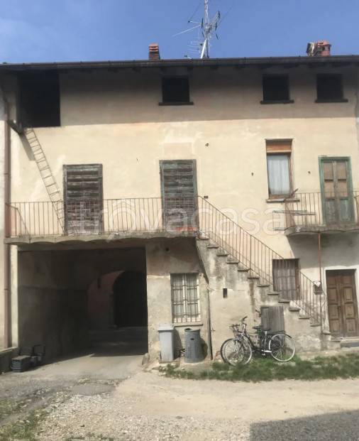 casa indipendente in vendita a Jerago con Orago