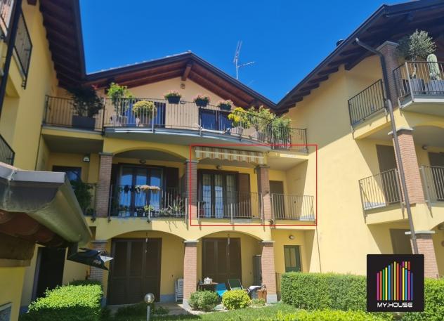 appartamento in vendita a Jerago con Orago