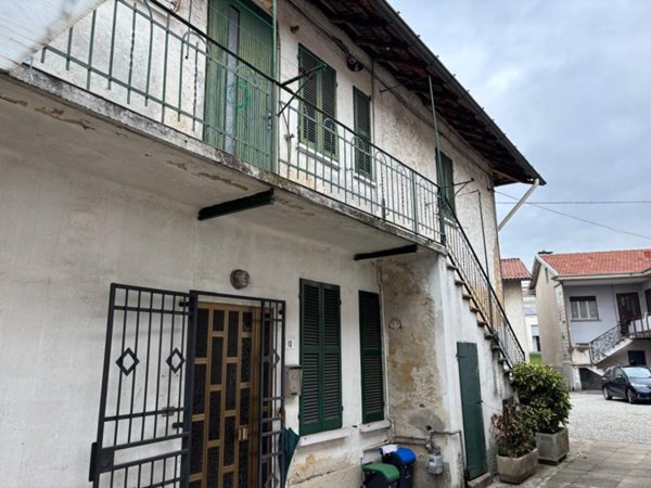 appartamento in vendita a Jerago con Orago