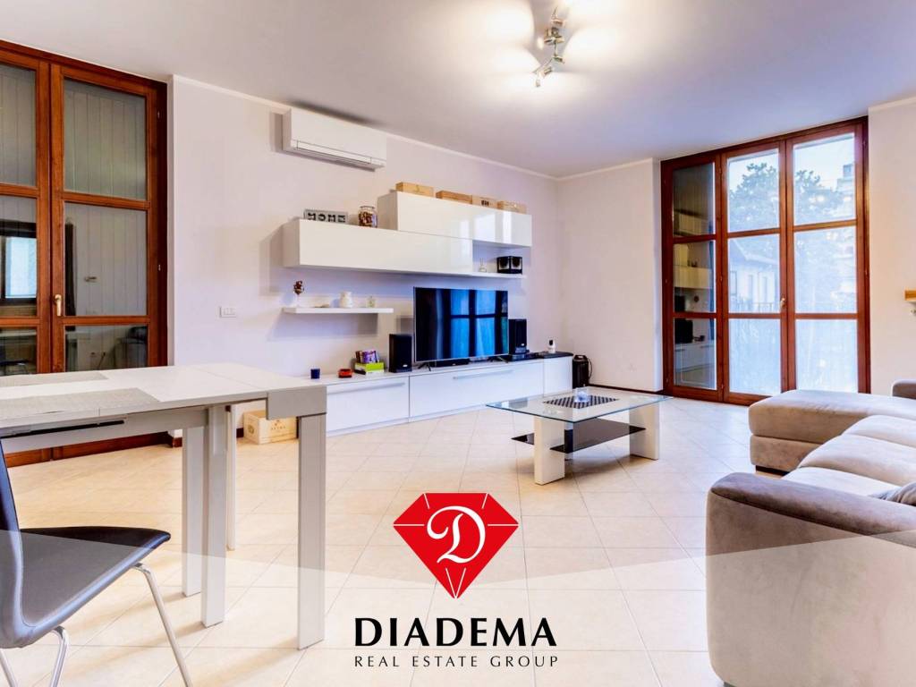 appartamento in vendita a Jerago con Orago
