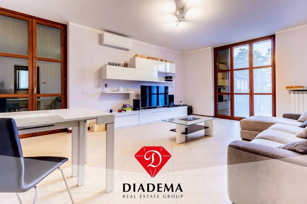 appartamento in vendita a Jerago con Orago