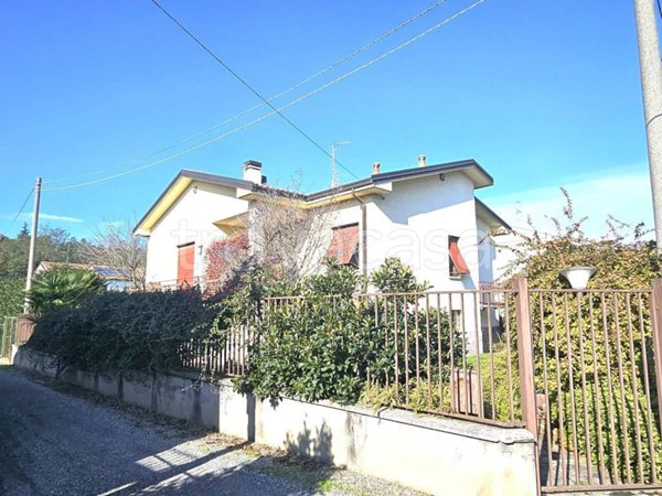 casa indipendente in vendita a Jerago con Orago
