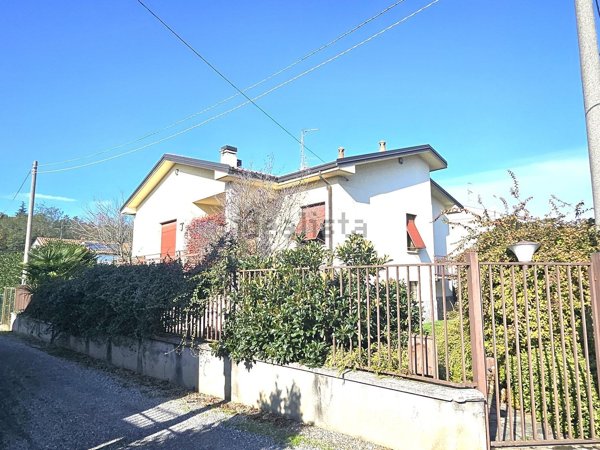 appartamento in vendita a Jerago con Orago