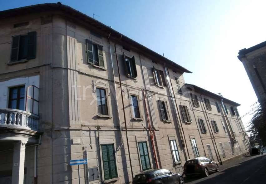appartamento in vendita a Jerago con Orago