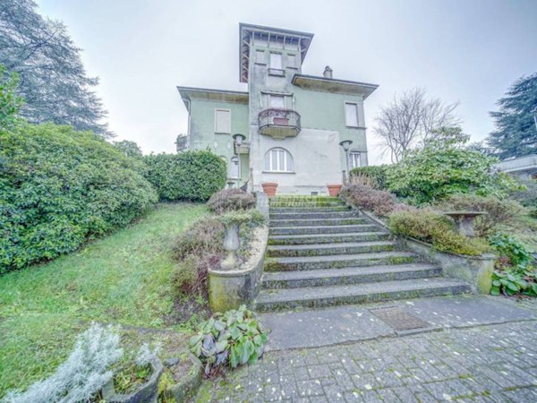 casa indipendente in vendita a Jerago con Orago