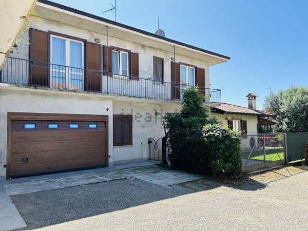 appartamento in vendita a Jerago con Orago