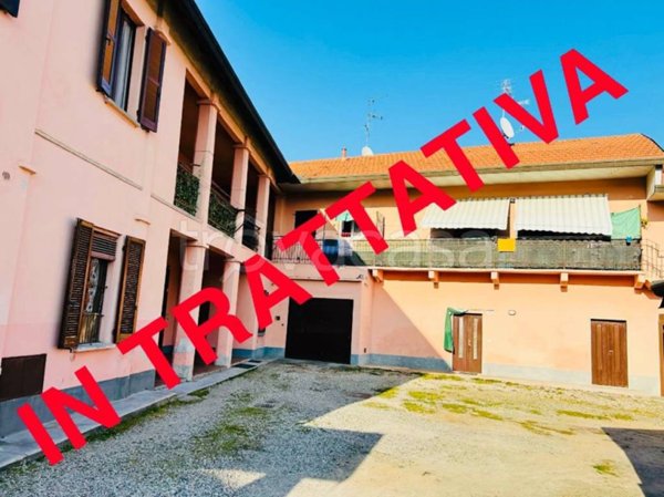 appartamento in vendita a Jerago con Orago