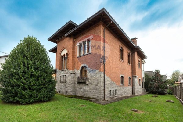 casa indipendente in vendita a Jerago con Orago