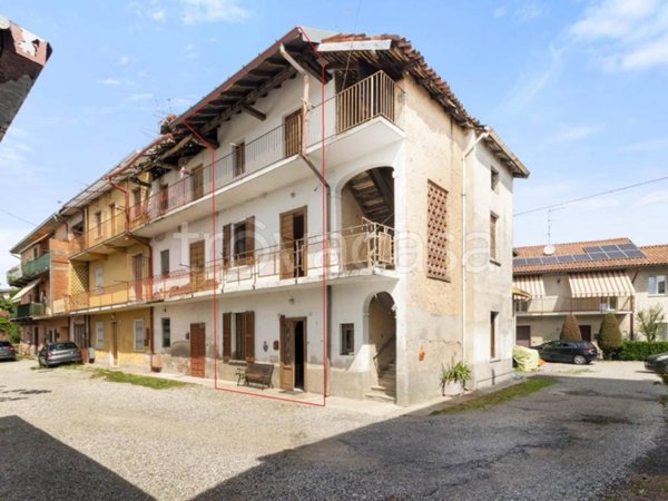 appartamento in vendita a Jerago con Orago