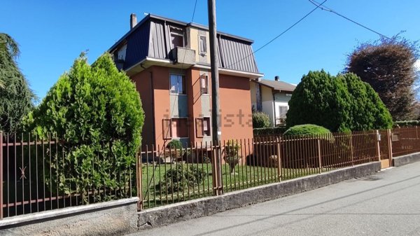 appartamento in vendita a Jerago con Orago