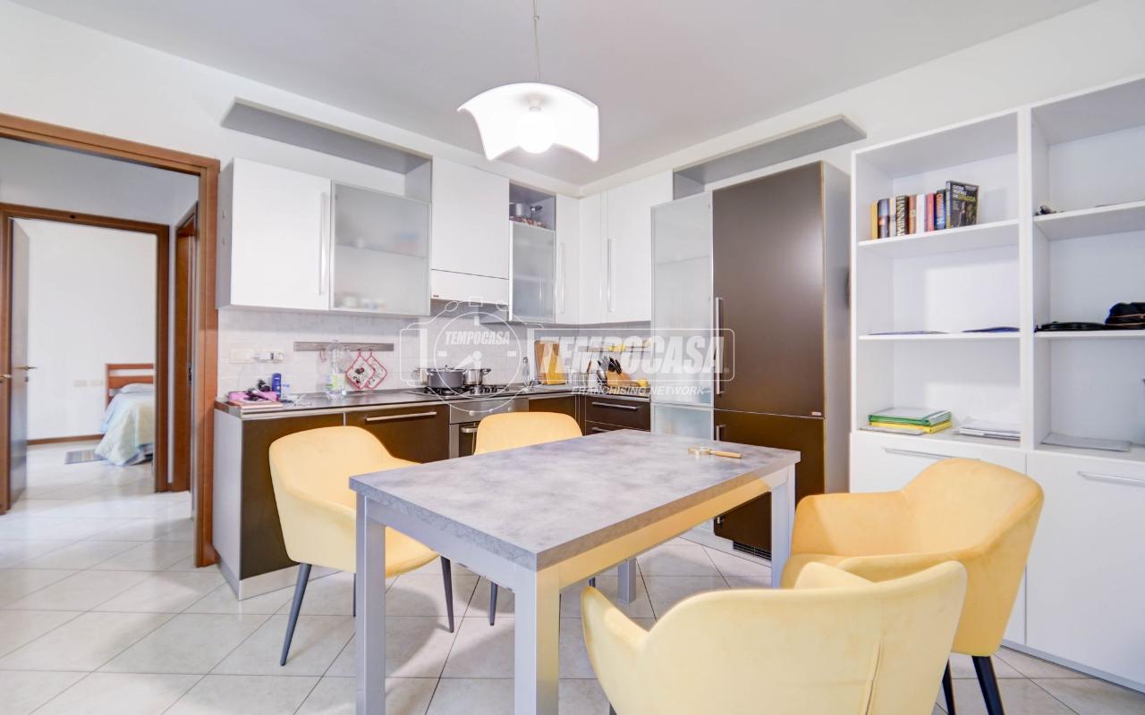 appartamento in vendita a Jerago con Orago