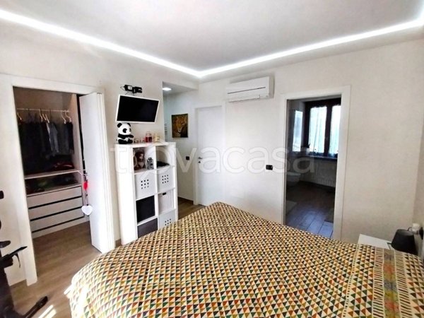 casa indipendente in vendita a Jerago con Orago