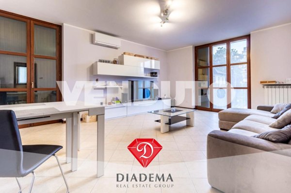 appartamento in vendita a Jerago con Orago