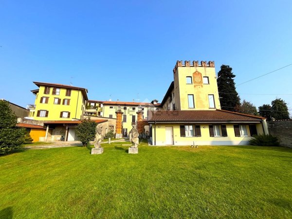 appartamento in vendita a Jerago con Orago