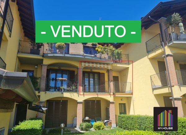 appartamento in vendita a Jerago con Orago