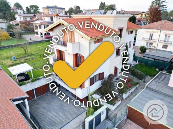 appartamento in vendita a Jerago con Orago