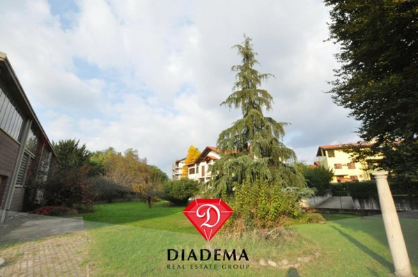 terreno agricolo in vendita a Jerago con Orago