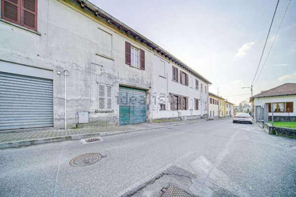 appartamento in vendita a Jerago con Orago