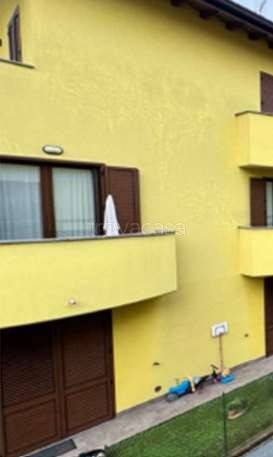 casa indipendente in vendita a Jerago con Orago