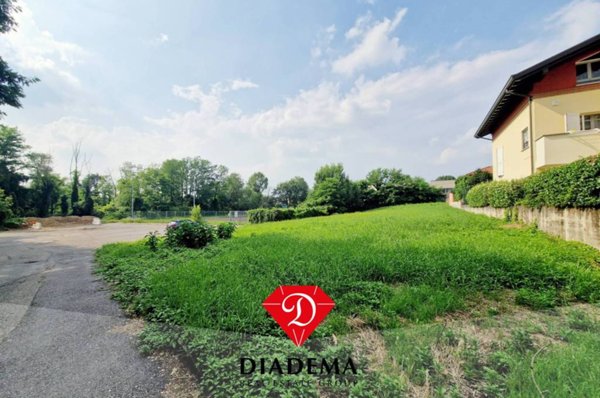 villa in vendita a Jerago con Orago