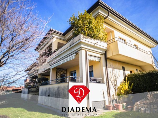 appartamento in vendita a Jerago con Orago