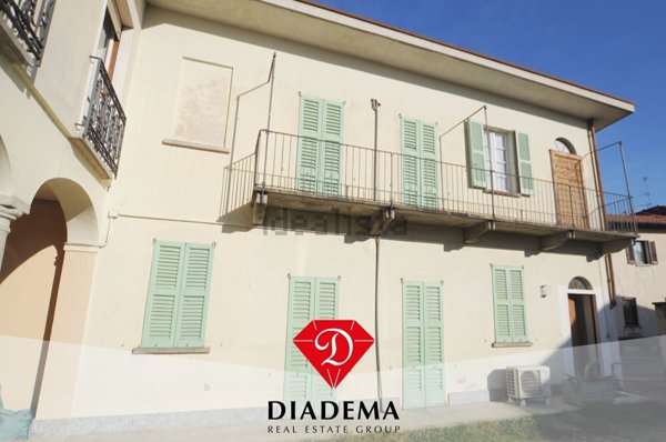 appartamento in vendita a Jerago con Orago