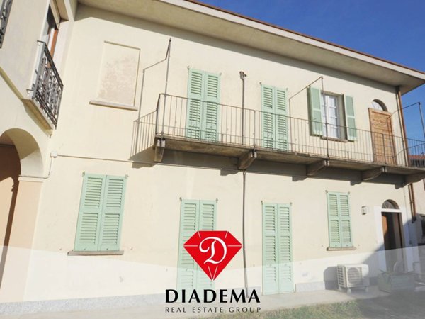 appartamento in vendita a Jerago con Orago