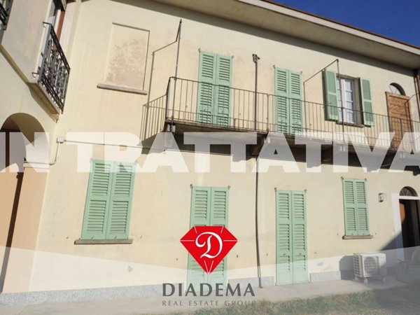 appartamento in vendita a Jerago con Orago