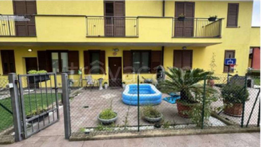 casa indipendente in vendita a Jerago con Orago