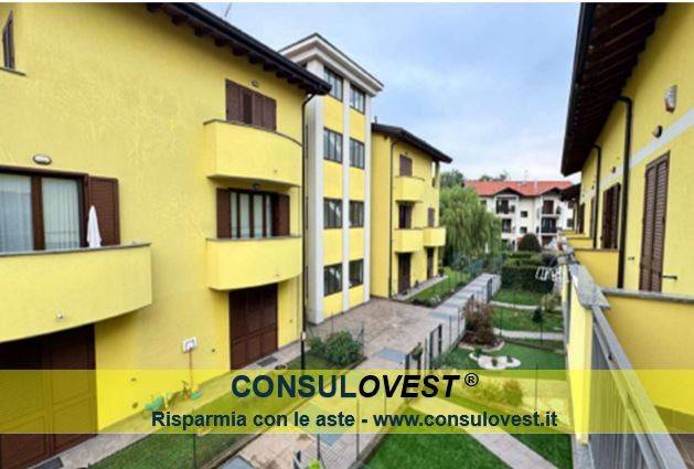 casa indipendente in vendita a Jerago con Orago