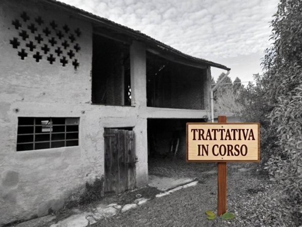 locale commerciale in vendita a Jerago con Orago