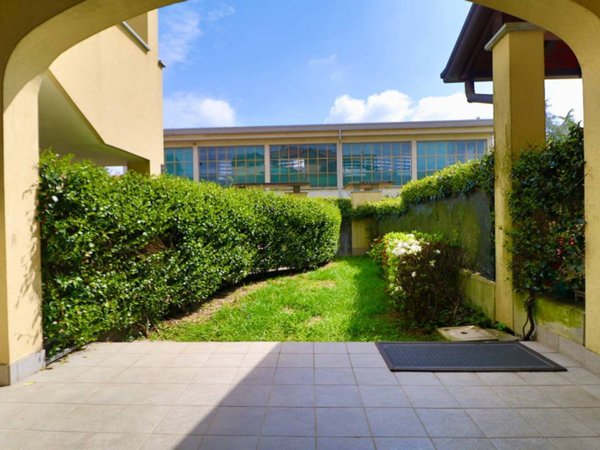 appartamento in vendita a Jerago con Orago