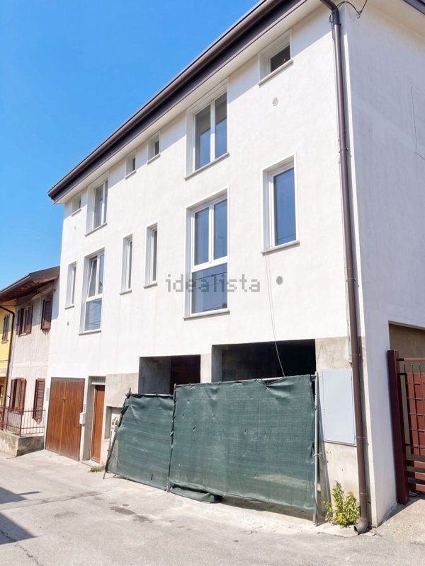 appartamento in vendita a Jerago con Orago