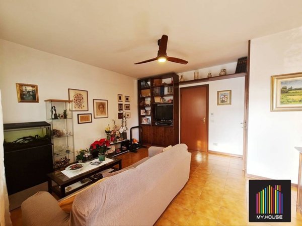appartamento in vendita a Jerago con Orago