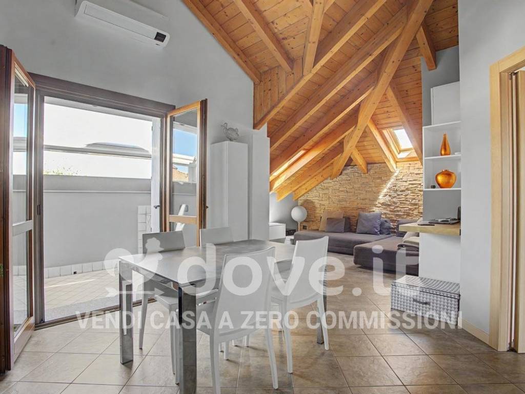 appartamento in vendita a Jerago con Orago