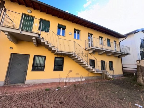 appartamento in vendita a Jerago con Orago