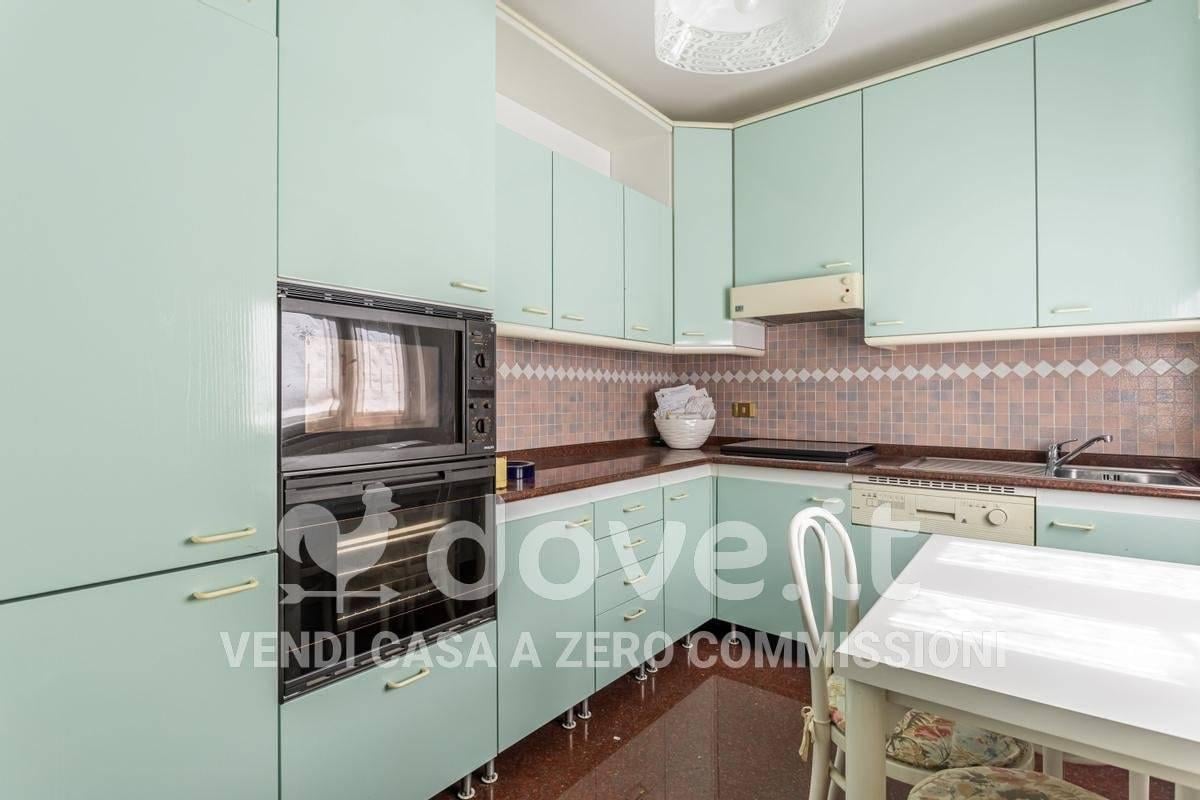 casa indipendente in vendita a Lavena Ponte Tresa