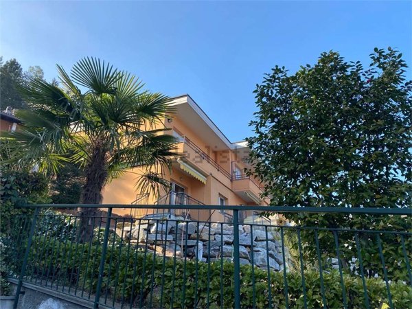 appartamento in vendita a Lavena Ponte Tresa