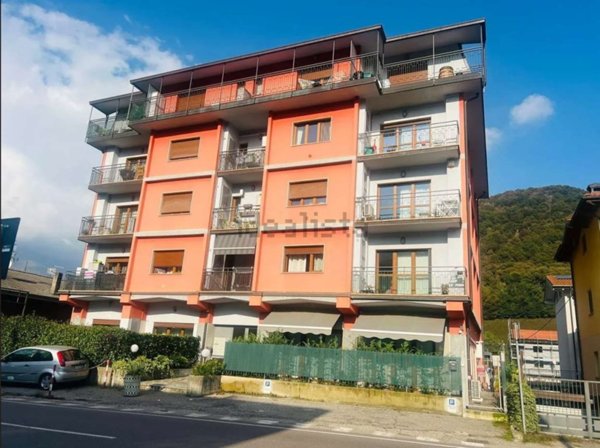 appartamento in vendita a Lavena Ponte Tresa