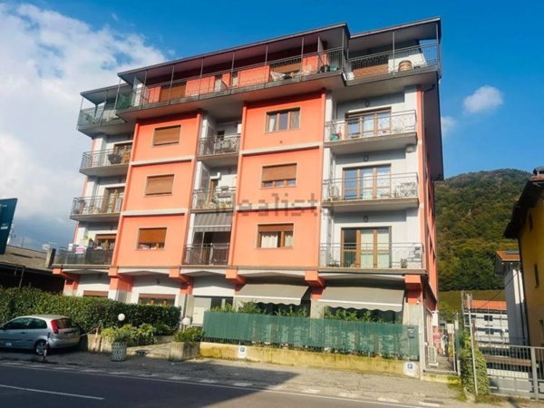 appartamento in vendita a Lavena Ponte Tresa