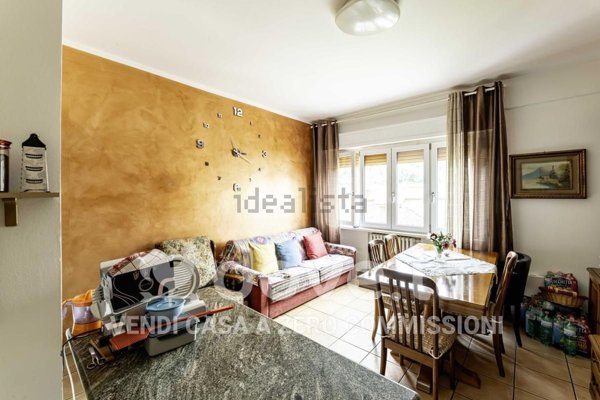 appartamento in vendita a Lavena Ponte Tresa