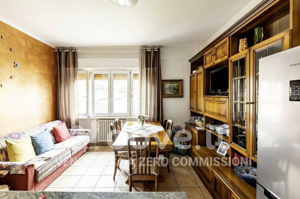 appartamento in vendita a Lavena Ponte Tresa