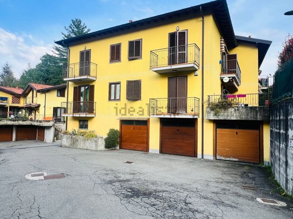 appartamento in vendita a Lavena Ponte Tresa in zona Ponte Tresa